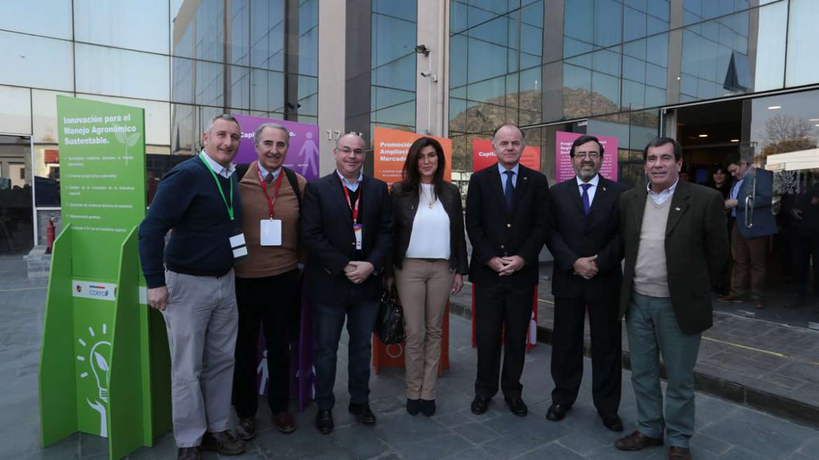 Encuentro de Fruticultores y desarrolladores de tecnologías aborda soluciones para avanzar hacia un rubro sustentable